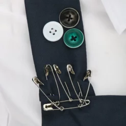 Matilda The Musical Red-Beret Girl Cosplay Costume For Kids -Étoile Cosplay Soldes b894a064e8